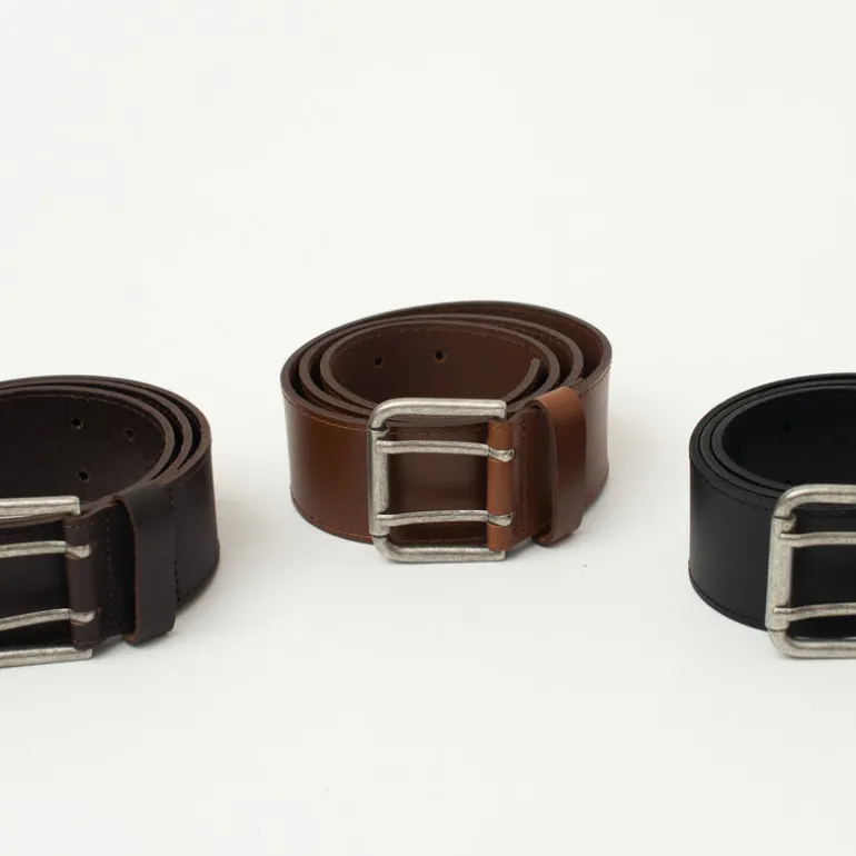 Bruine riem met dubbele sluiting