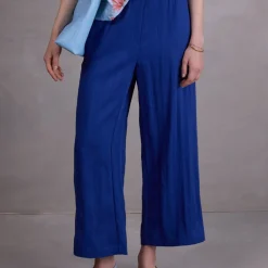 David broek in true blue Tencel