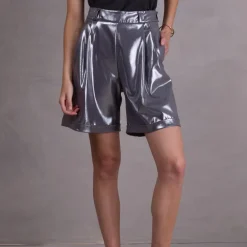 Diaz short in silver disco twill