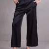 Dong broek in black satin stretch