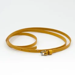 Dunne gele riem
