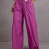 Edward broek in very berry