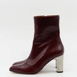Elize laarsje in burgundy