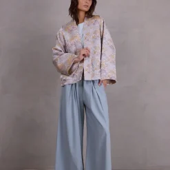 Flenn kimono in golden glow sakura