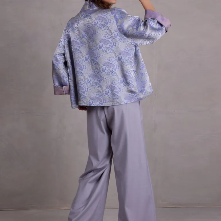 Flenn kimono in mystical blue sakura