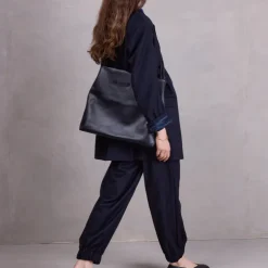 Flint vest in night blue