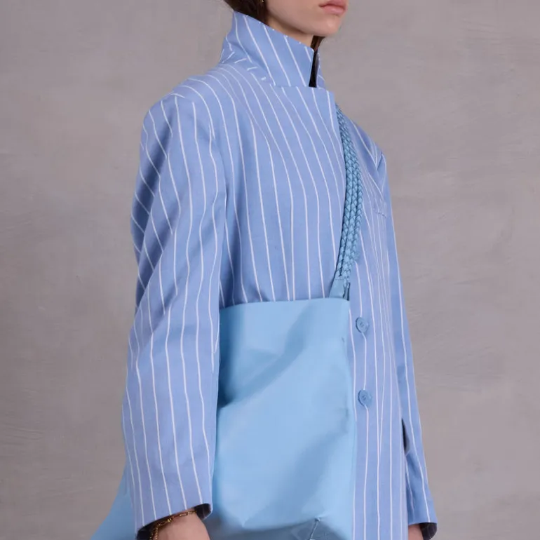 Flint vest in powder blue stripes
