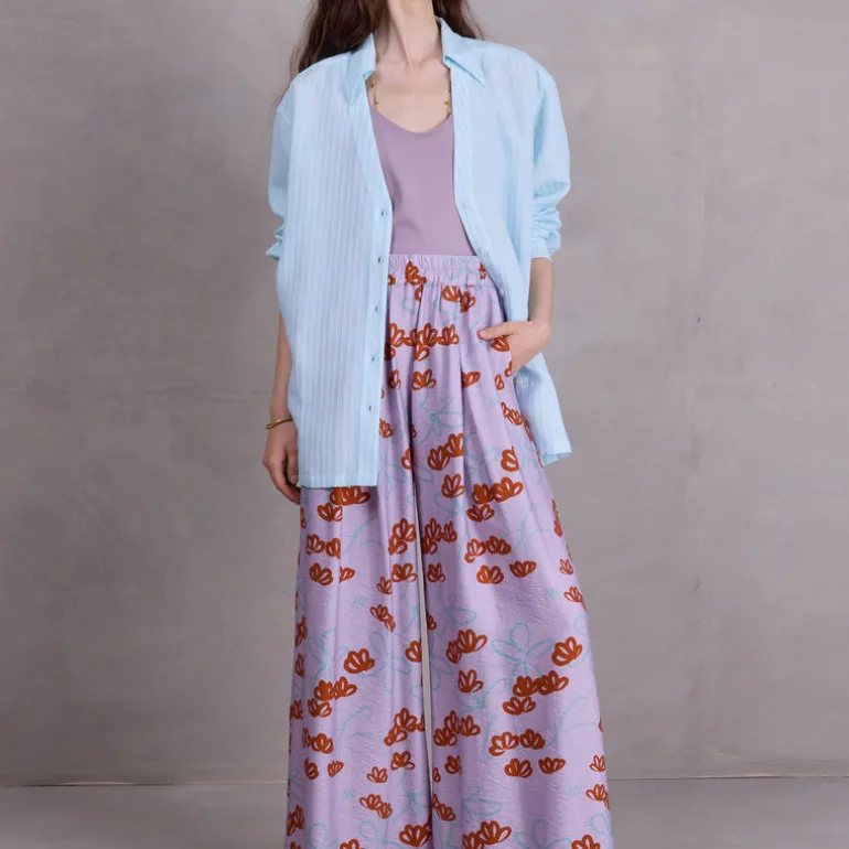 Freddy broek in red akebia flowers