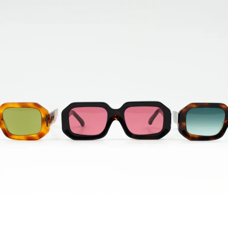 Jackie zonnebril in dark tortoise / cherry