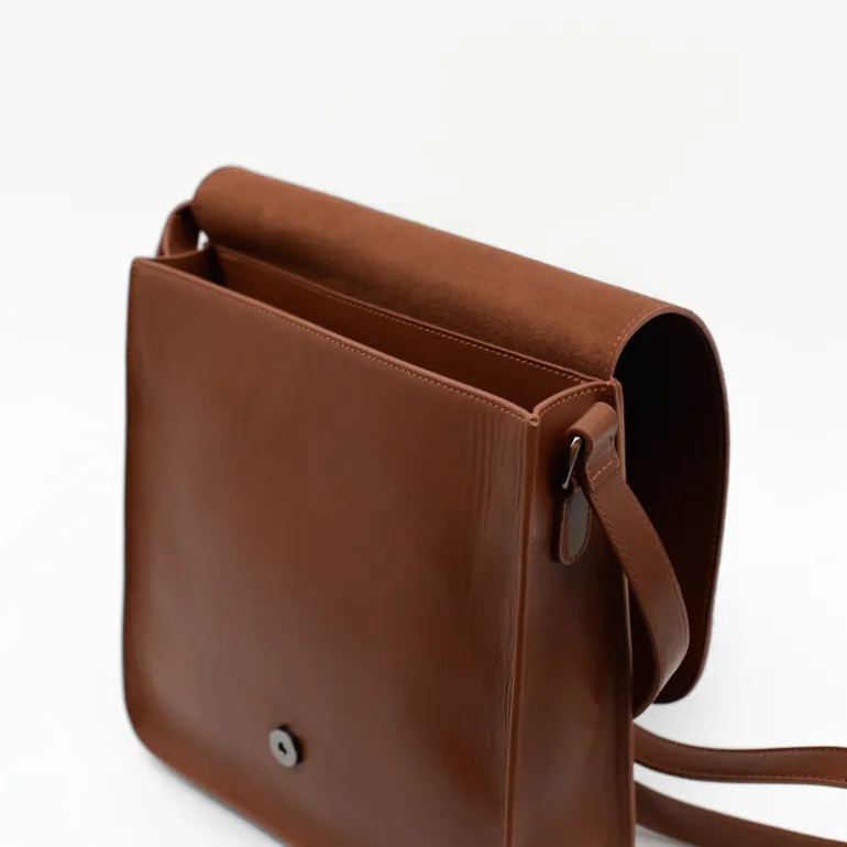Medium crossbody handtas in cognac nappaleer